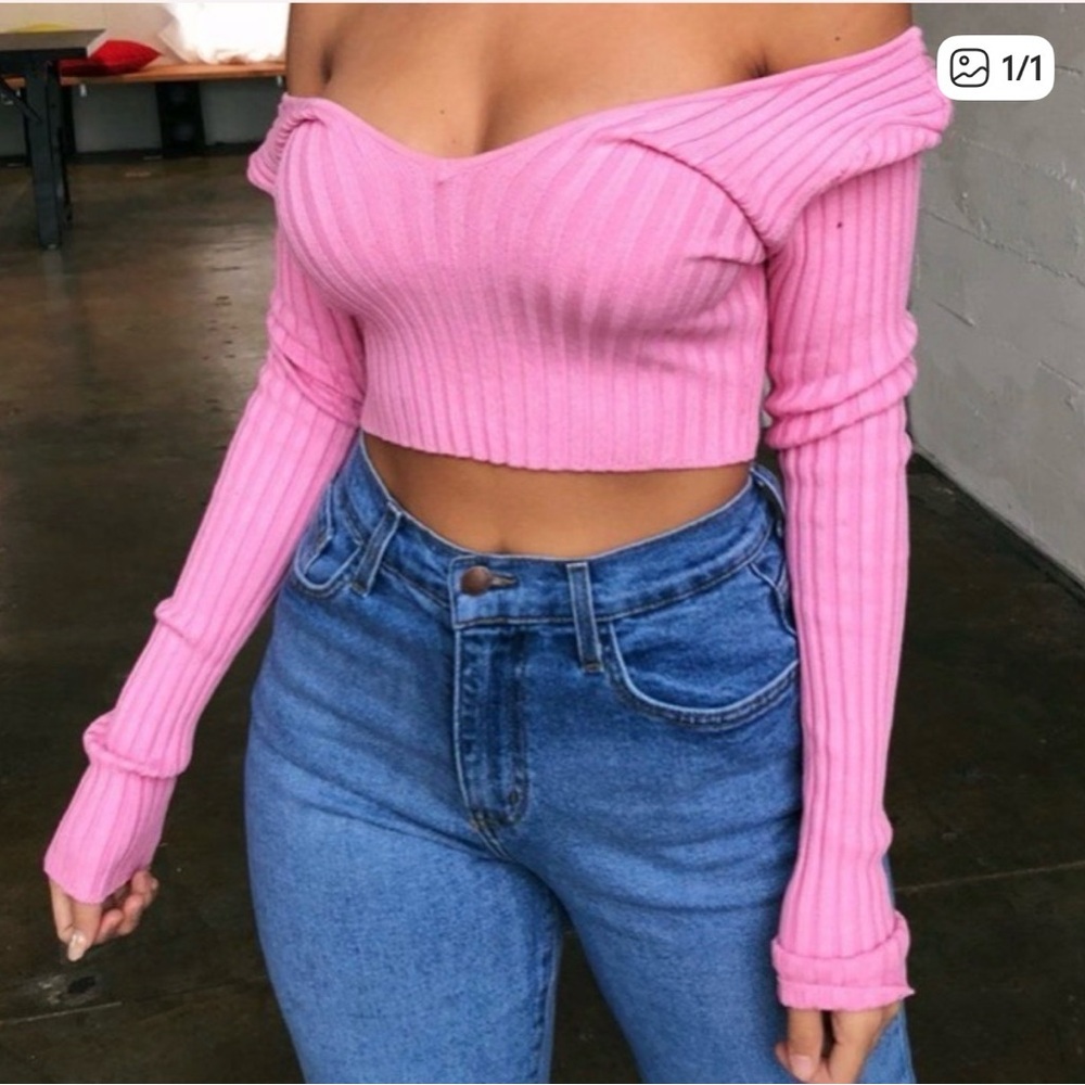 PINK OFF SHOULDER RIBBED CROP TOP KIMMY STYLE 🩷